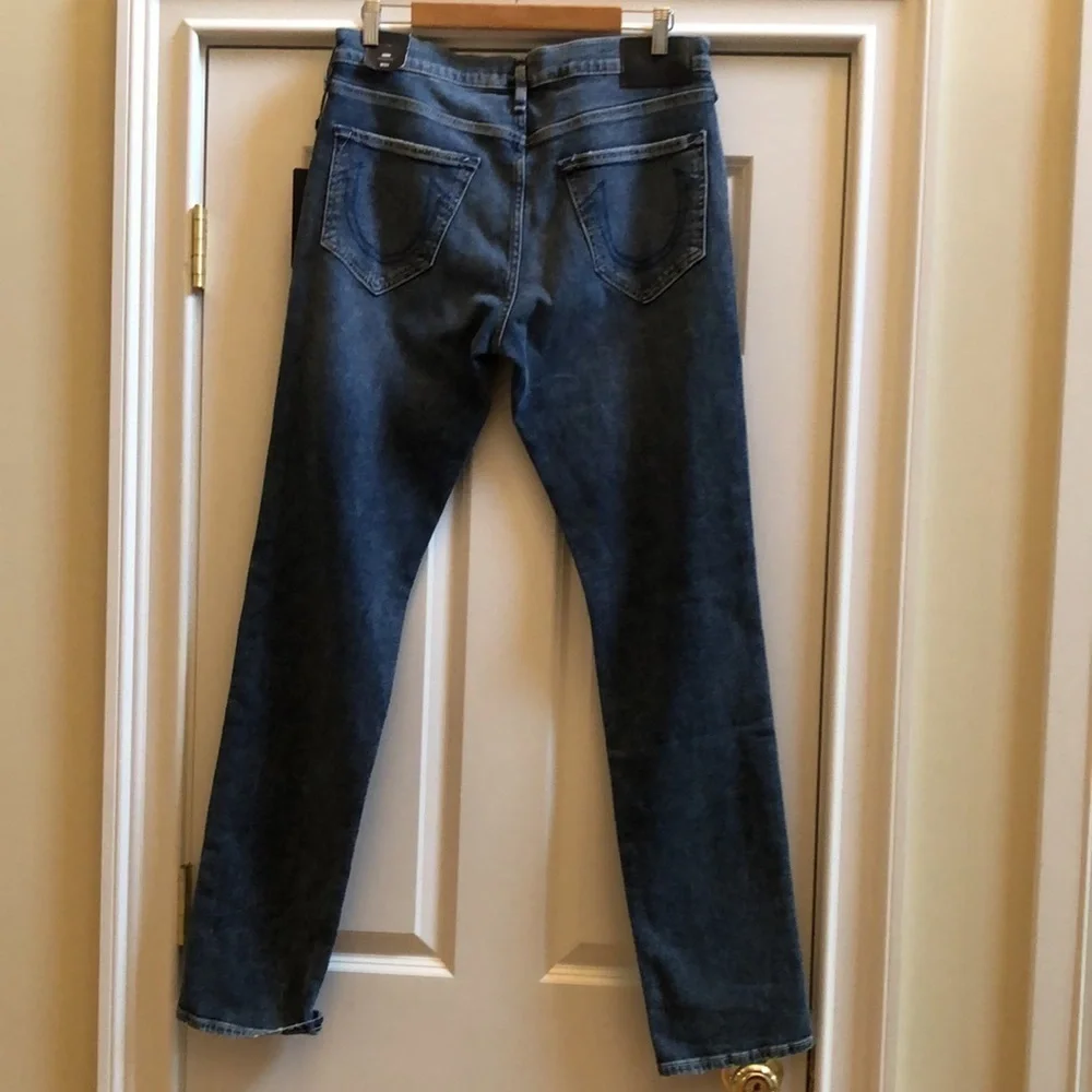 True Religion Geno Relaxed Slim Jeans 31